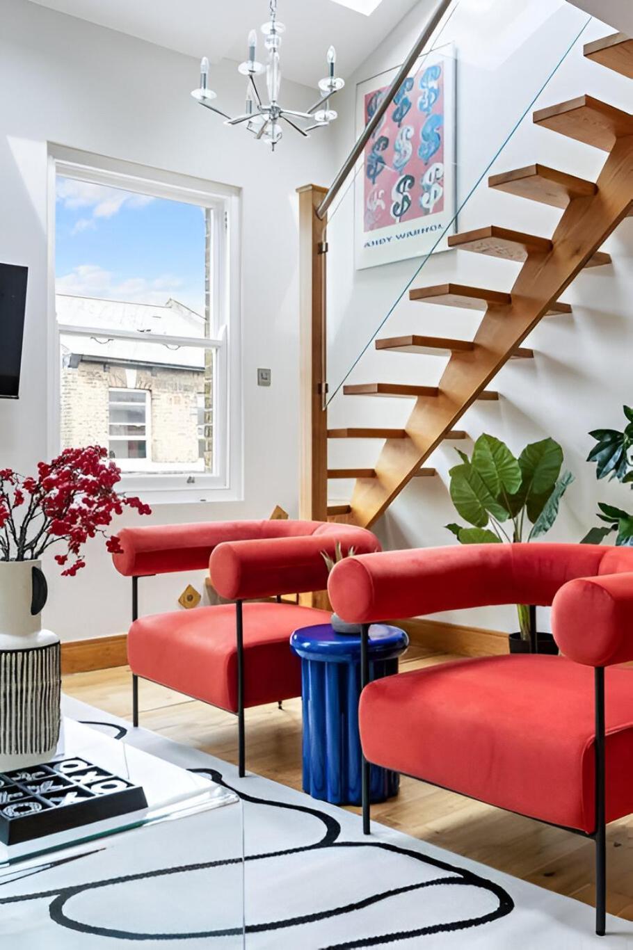 Апартаменты Vibrant Urban Escape, Family Friendly - Sleeps 8!